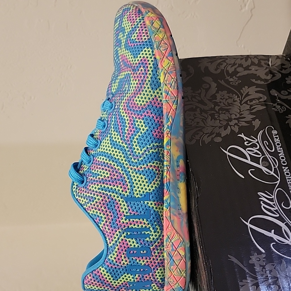 NOBULL EUC Women's Vibrant Swirl Design OG Trainers W8.0 - Picture 8 of 9